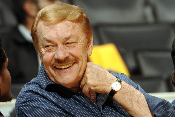 Jerry Buss ถึง Jeanie Buss